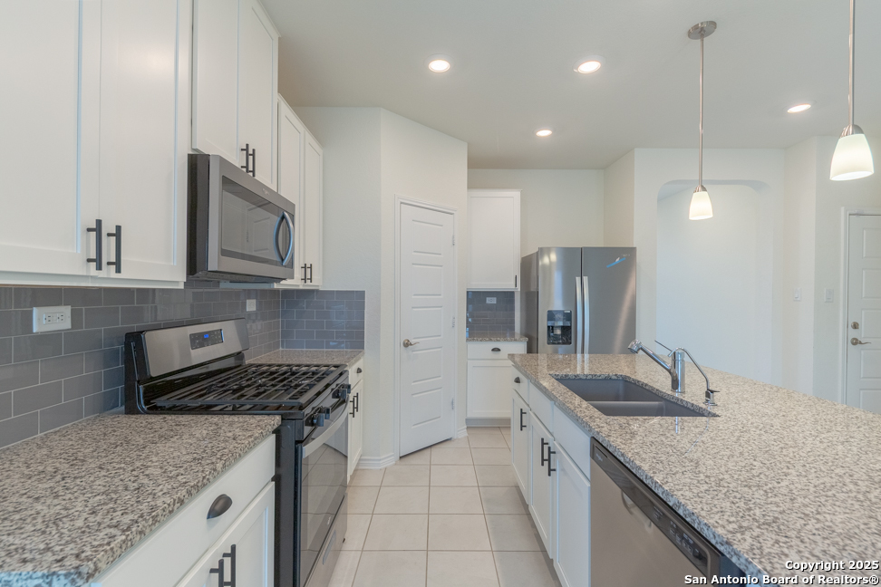 9515 Braman Pt, Converse, TX 78109