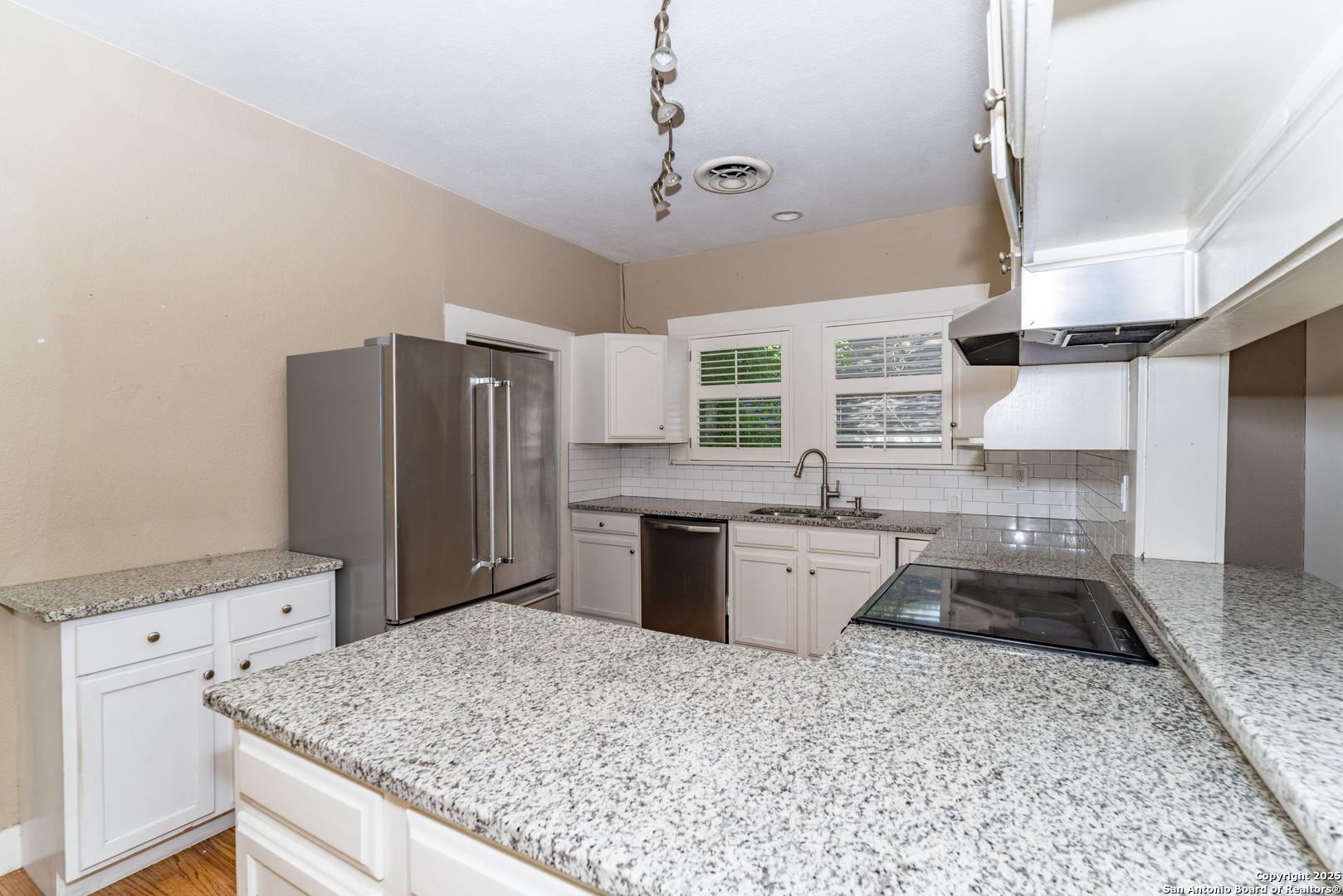 126 NORMANDY AVE, Alamoheights, TX 78209