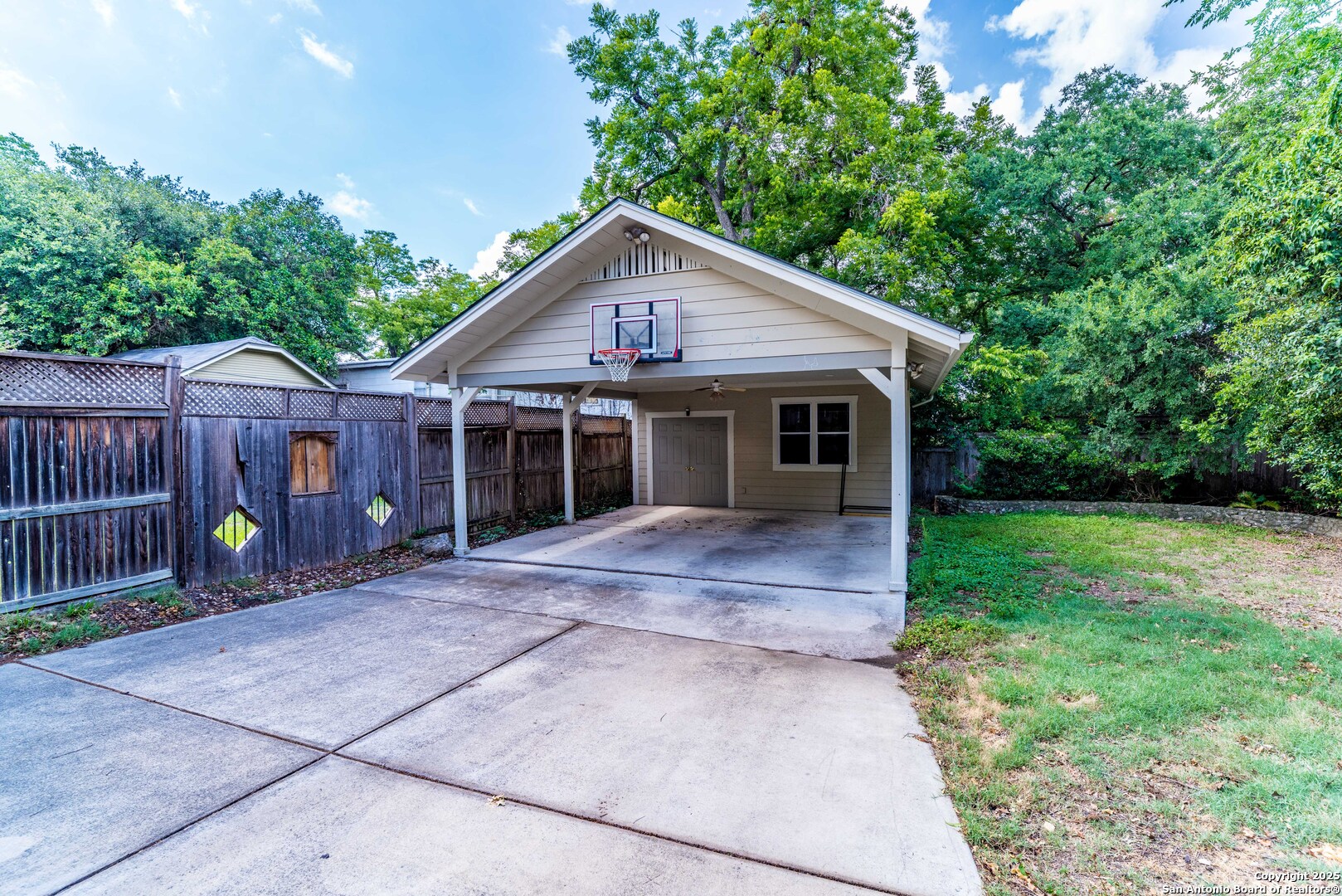 126 NORMANDY AVE, Alamoheights, TX 78209