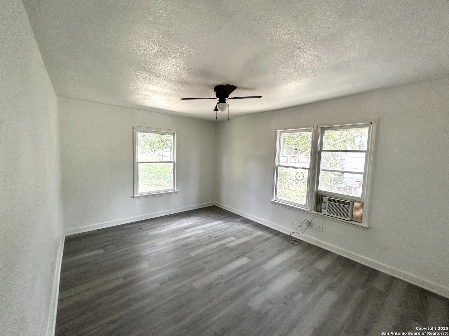 1506 N Avenue E, Beeville, TX 78102