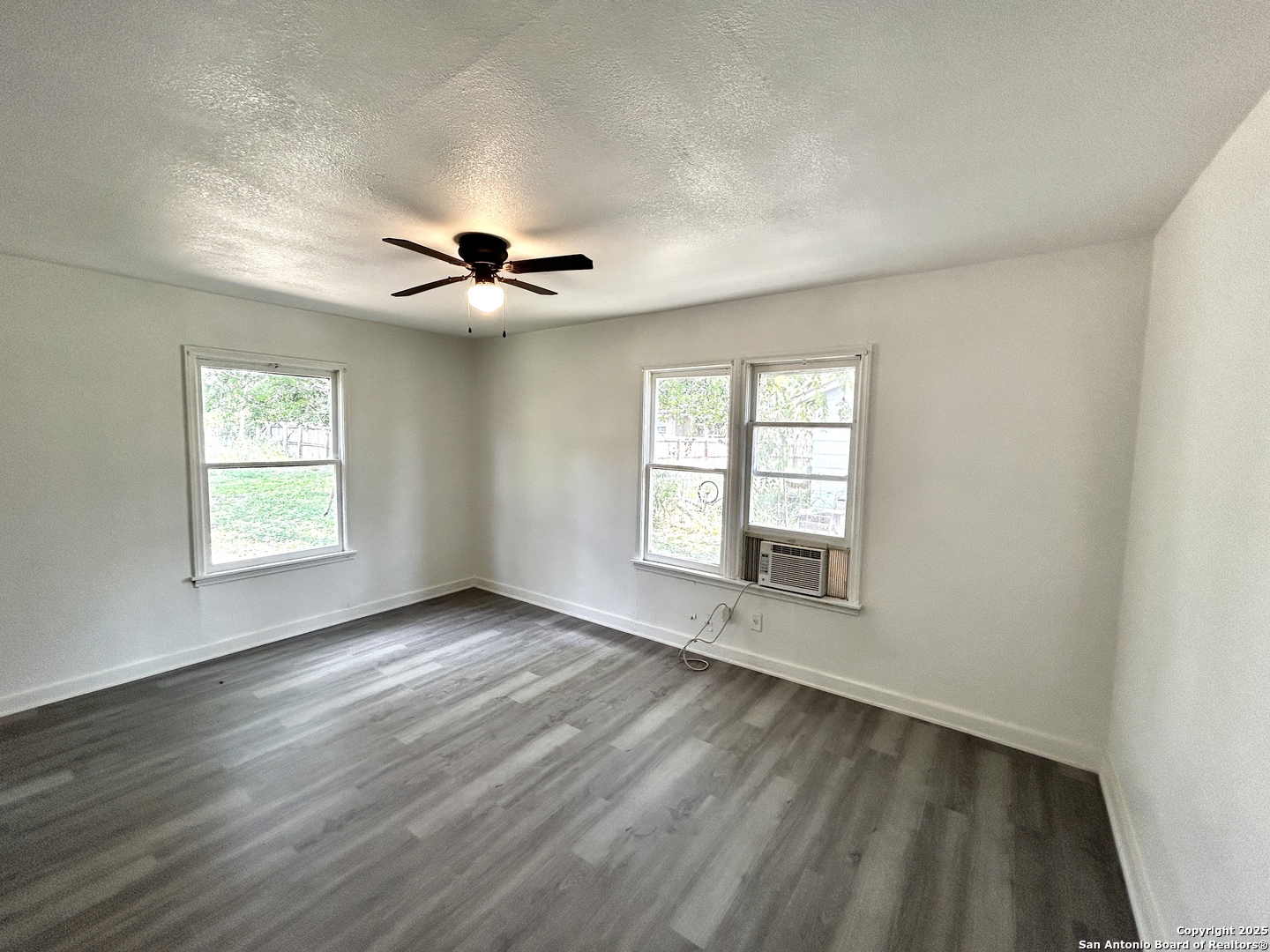 1506 N Avenue E, Beeville, TX 78102