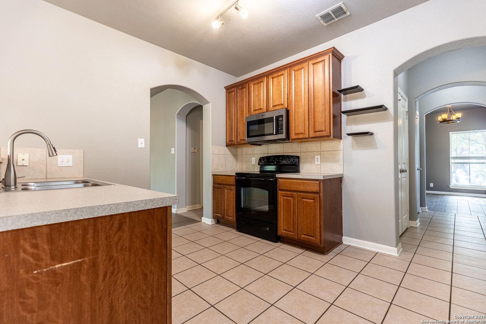 7535 Kings Spring, San Antonio, TX 78254