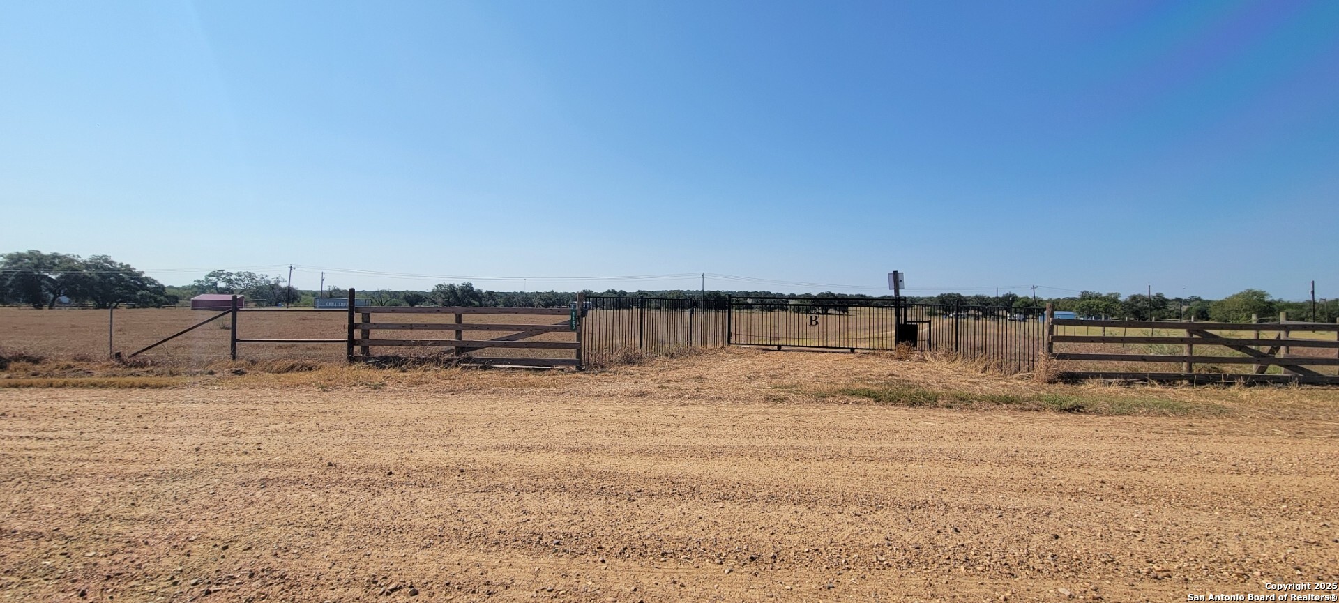 Homes for sale in Hallettsville, TX | 1167 County Road 380, Hallettsville, TX 77964 | MLS# 1910062