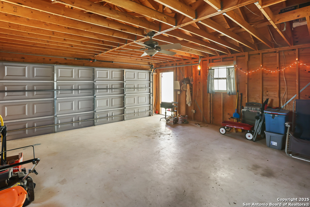 Detached garage