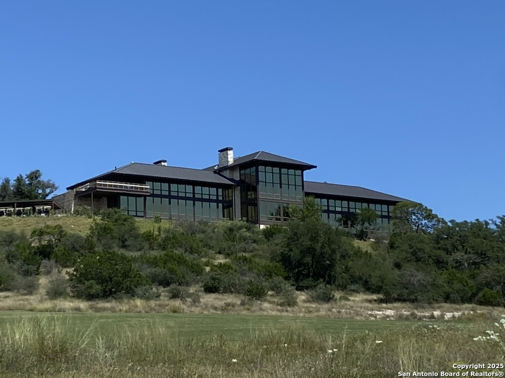 Comanche Trace Clubhouse