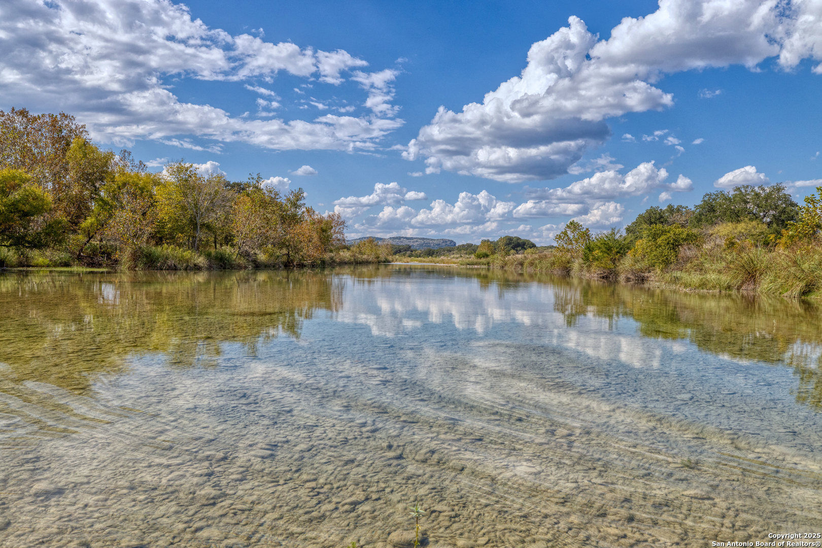 2554 CR 380, Barksdale, TX 78828