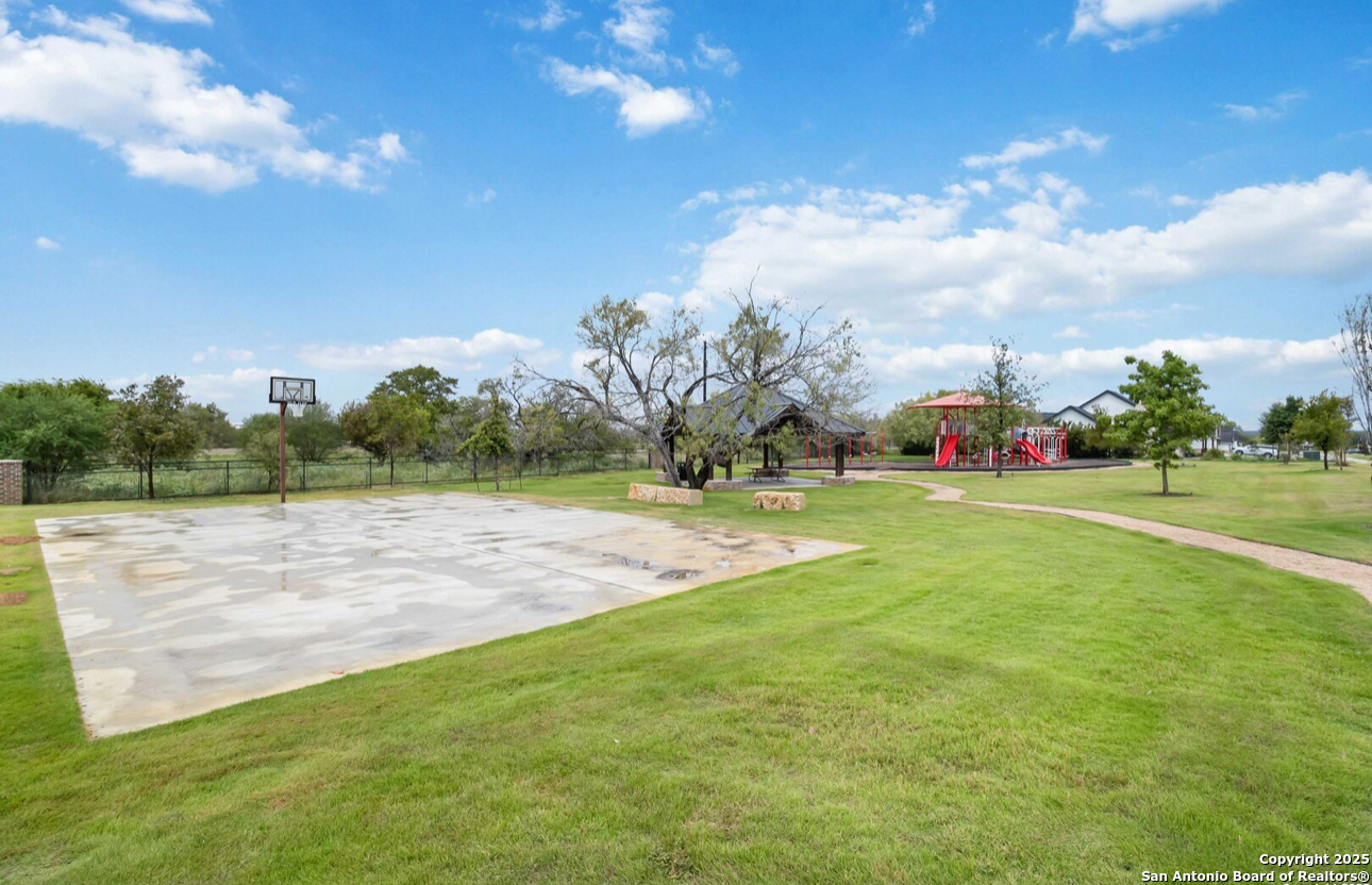 132 CHINABERRY HL, La Vernia, TX 78121