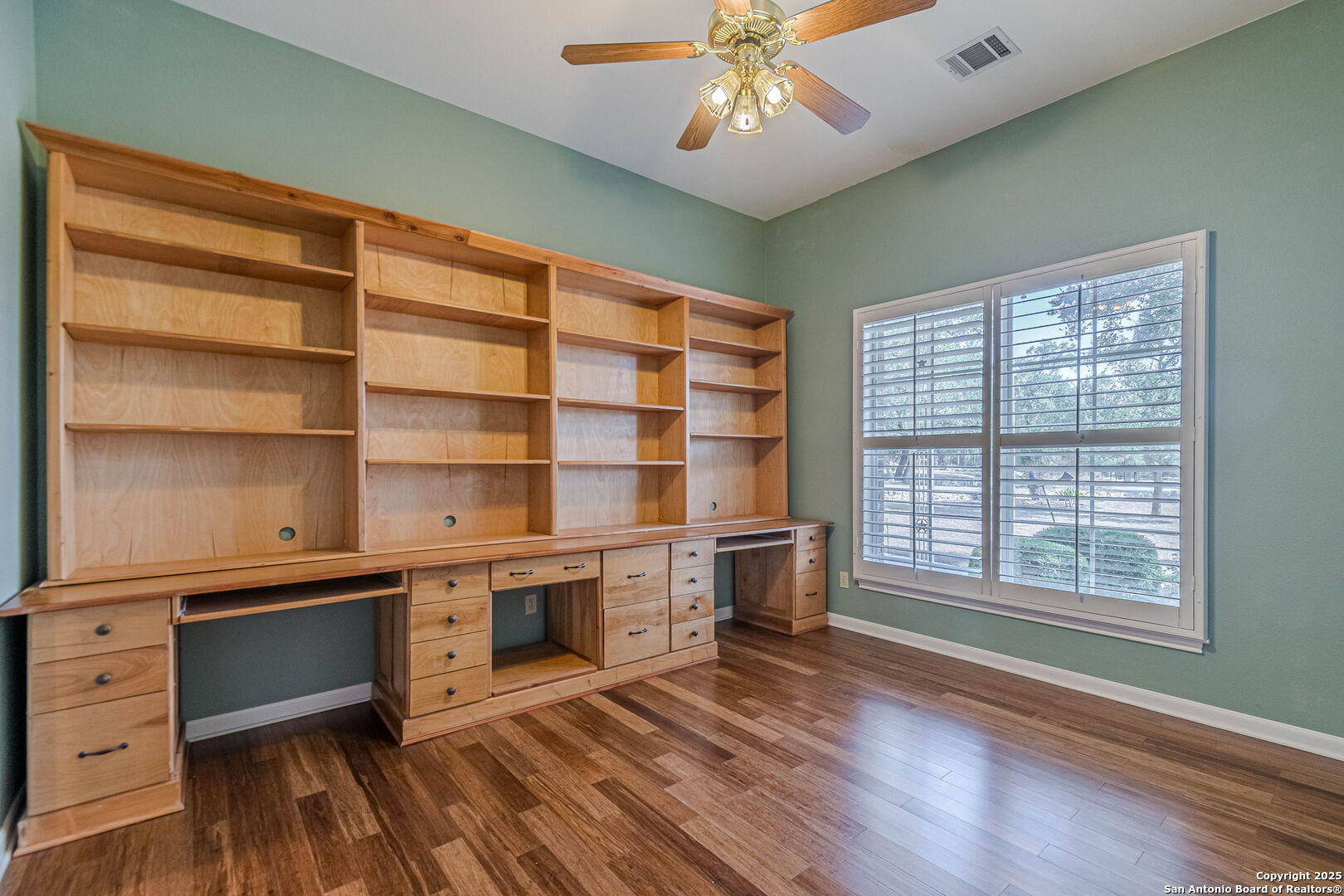 4th bedroom used as office with built-ins