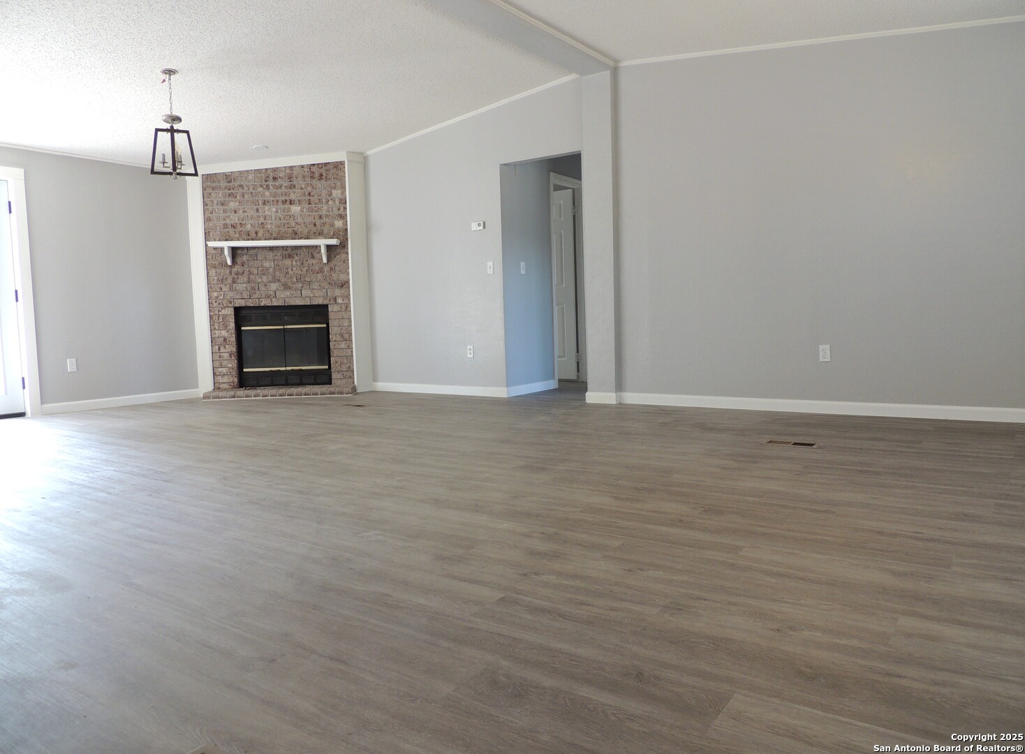 Living Area / Dining Area Or Other Uses