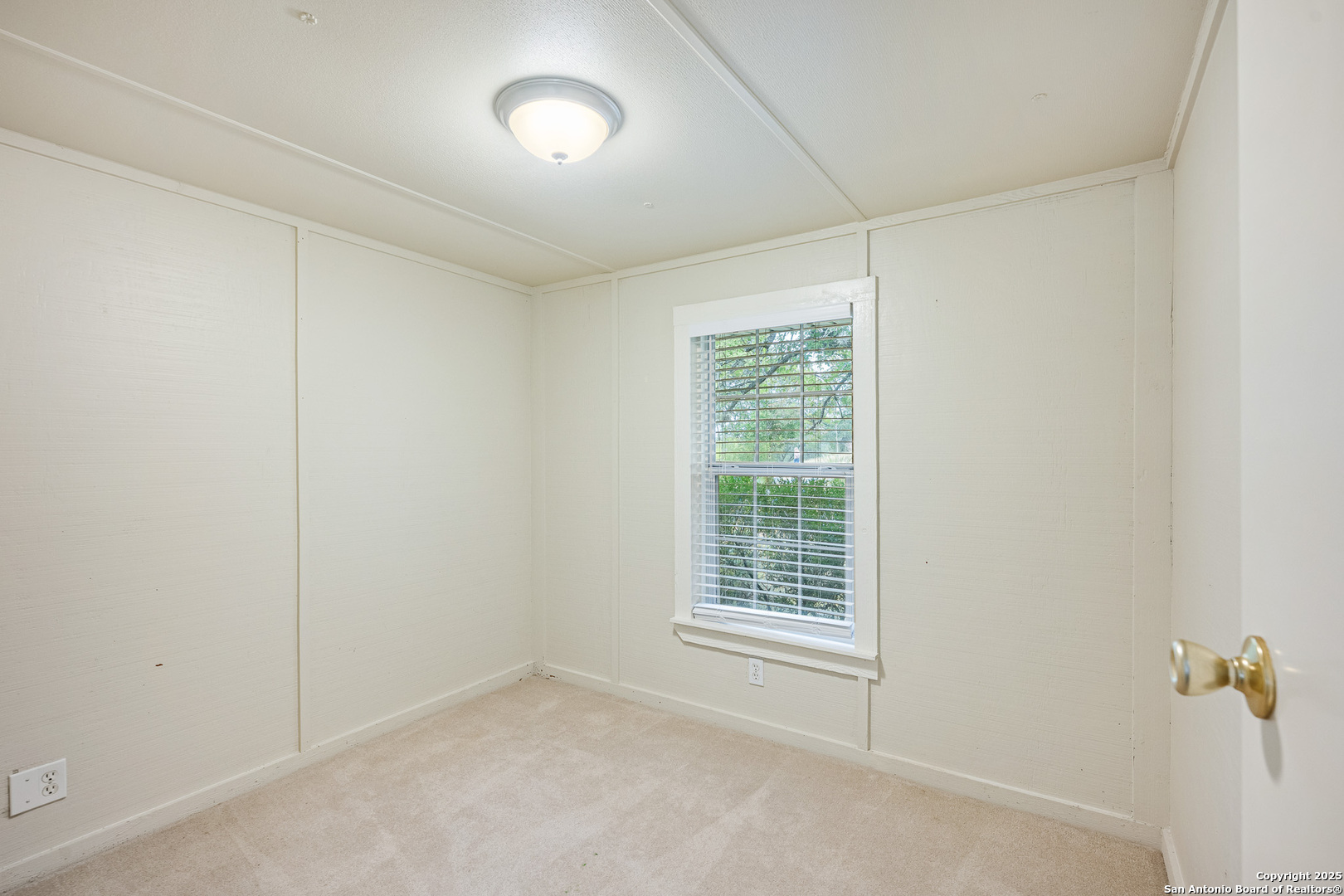 Additional Dwelling bedroom 2