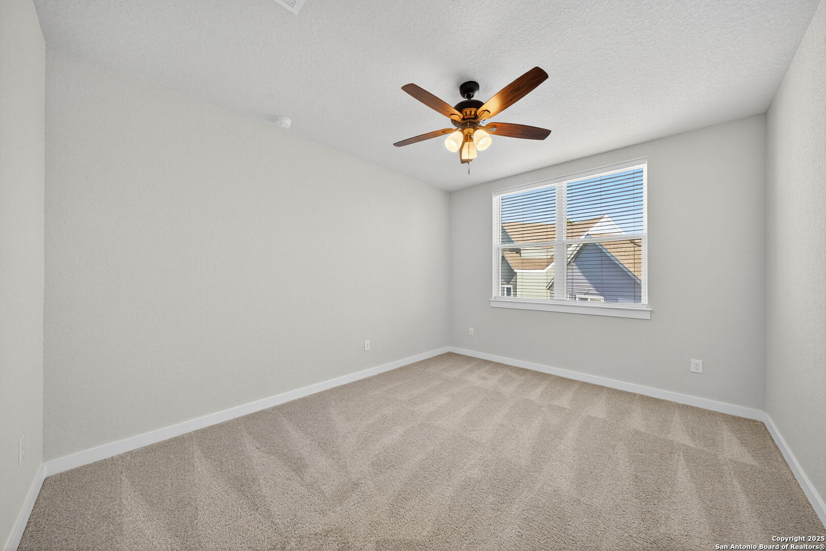 Bedroom 4, third floor