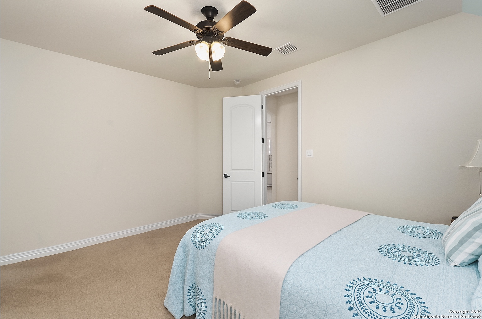 3rd and 4th bedrooms have a jack n Jill bath