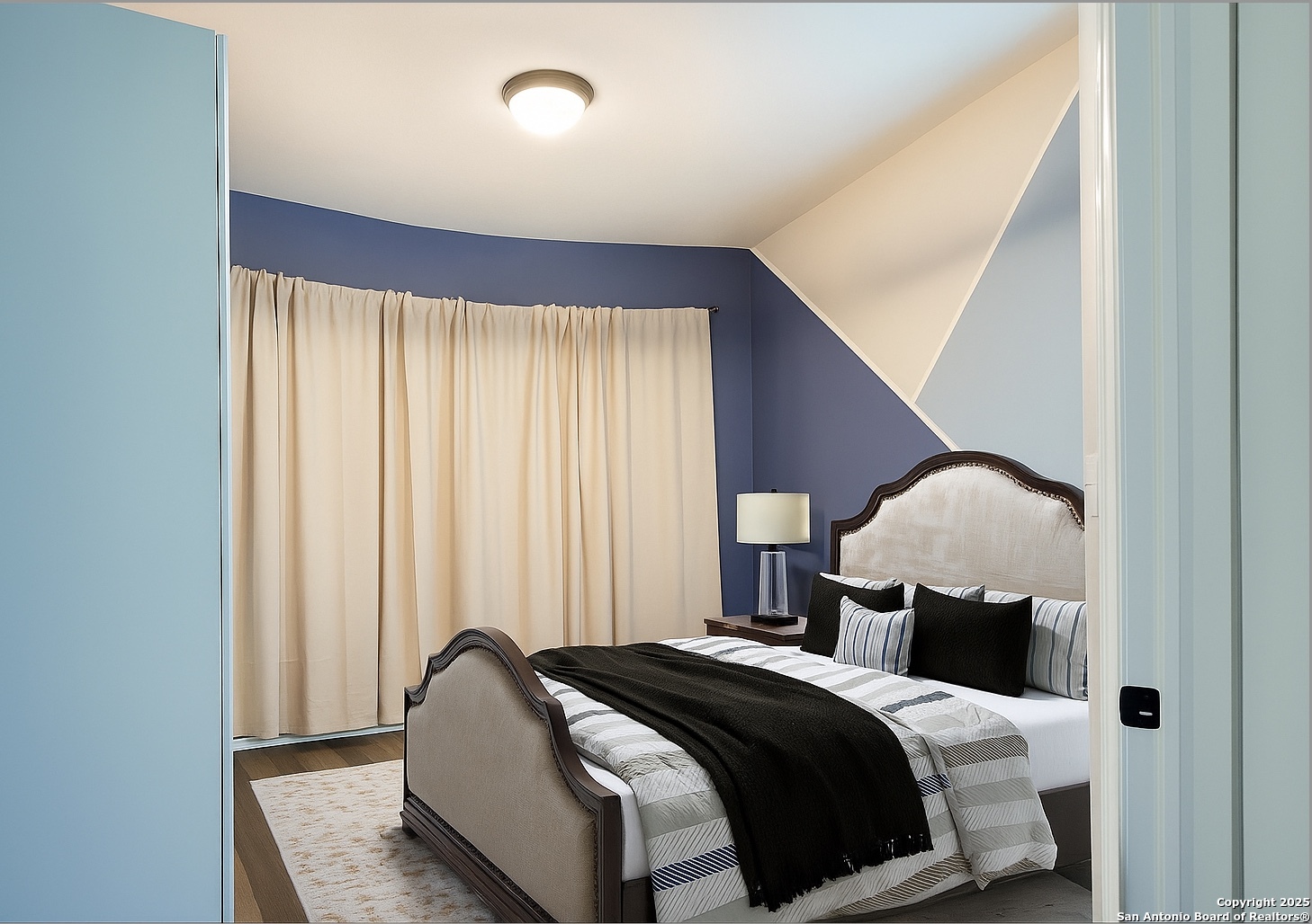 2nd bedroom downstairs with ensuite