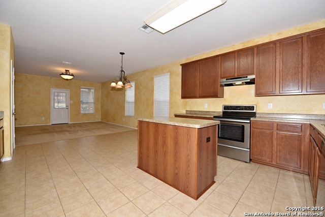 3814 Mahogany Cv, San Antonio, TX 78261