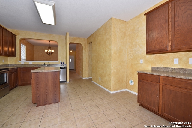 3814 Mahogany Cv, San Antonio, TX 78261