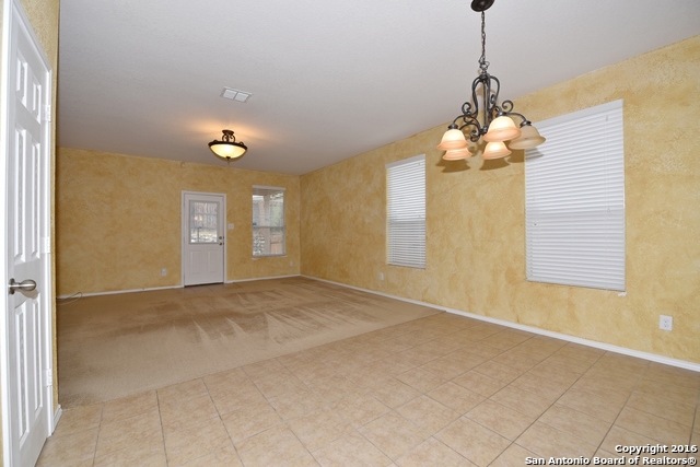 3814 Mahogany Cv, San Antonio, TX 78261