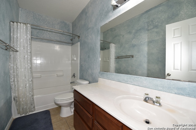 3814 Mahogany Cv, San Antonio, TX 78261