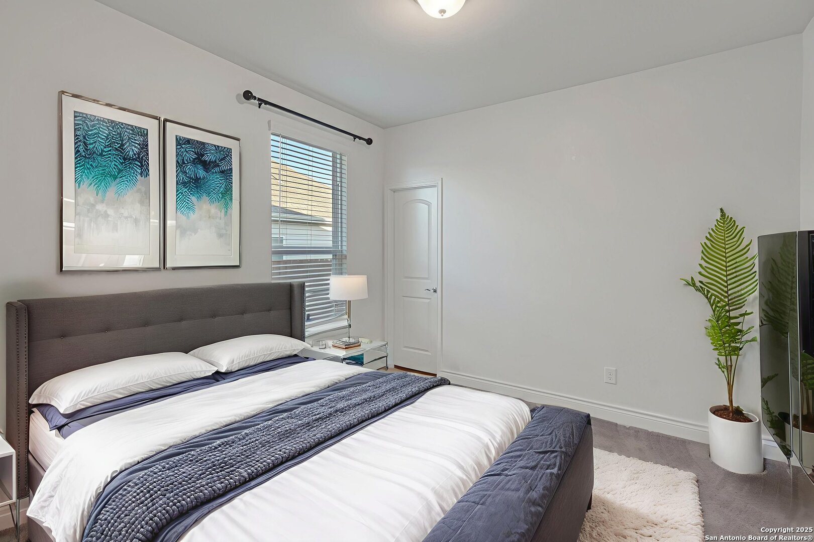 Additional secondary bedroom