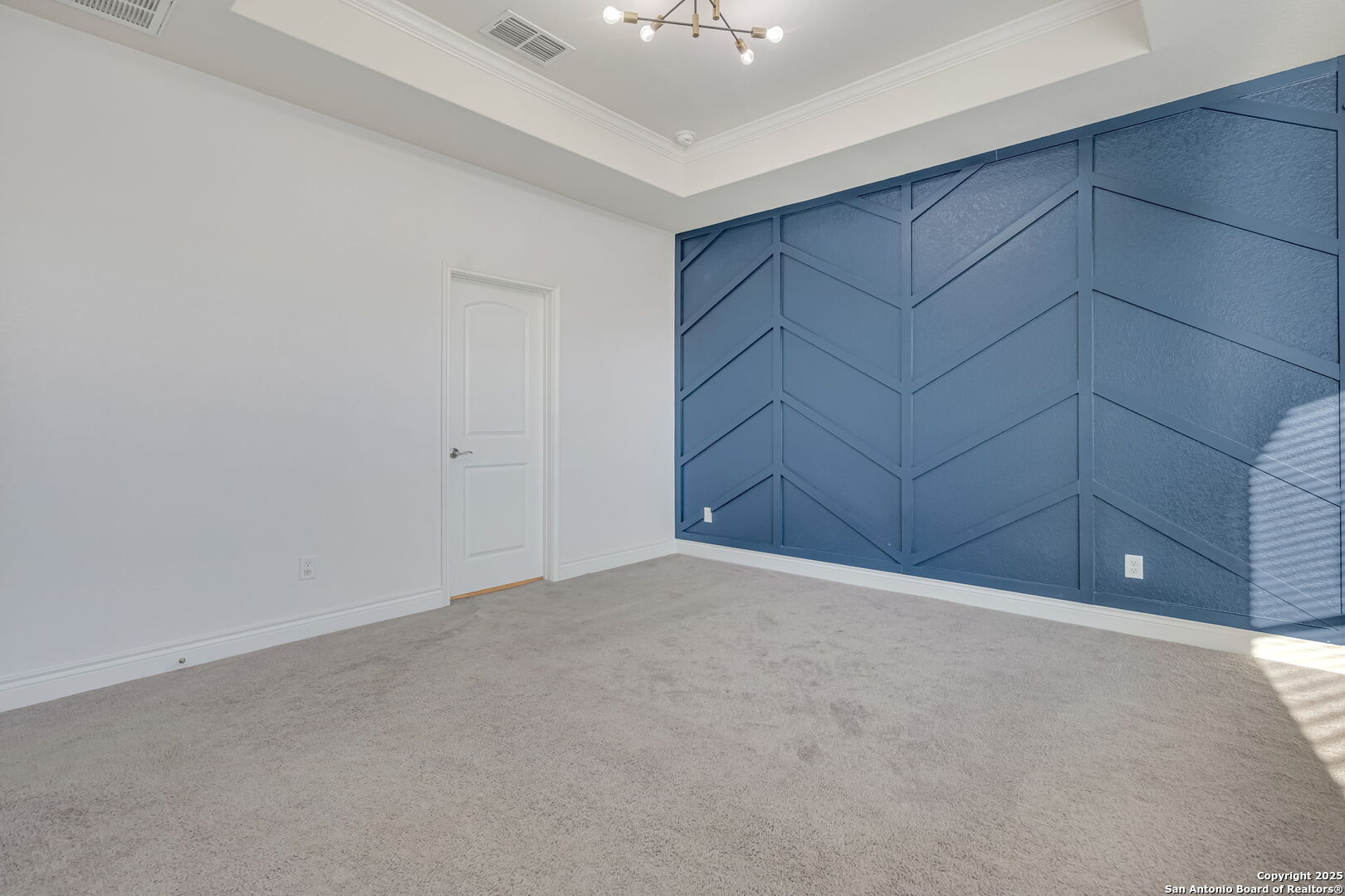 Spacious Primary bedroom