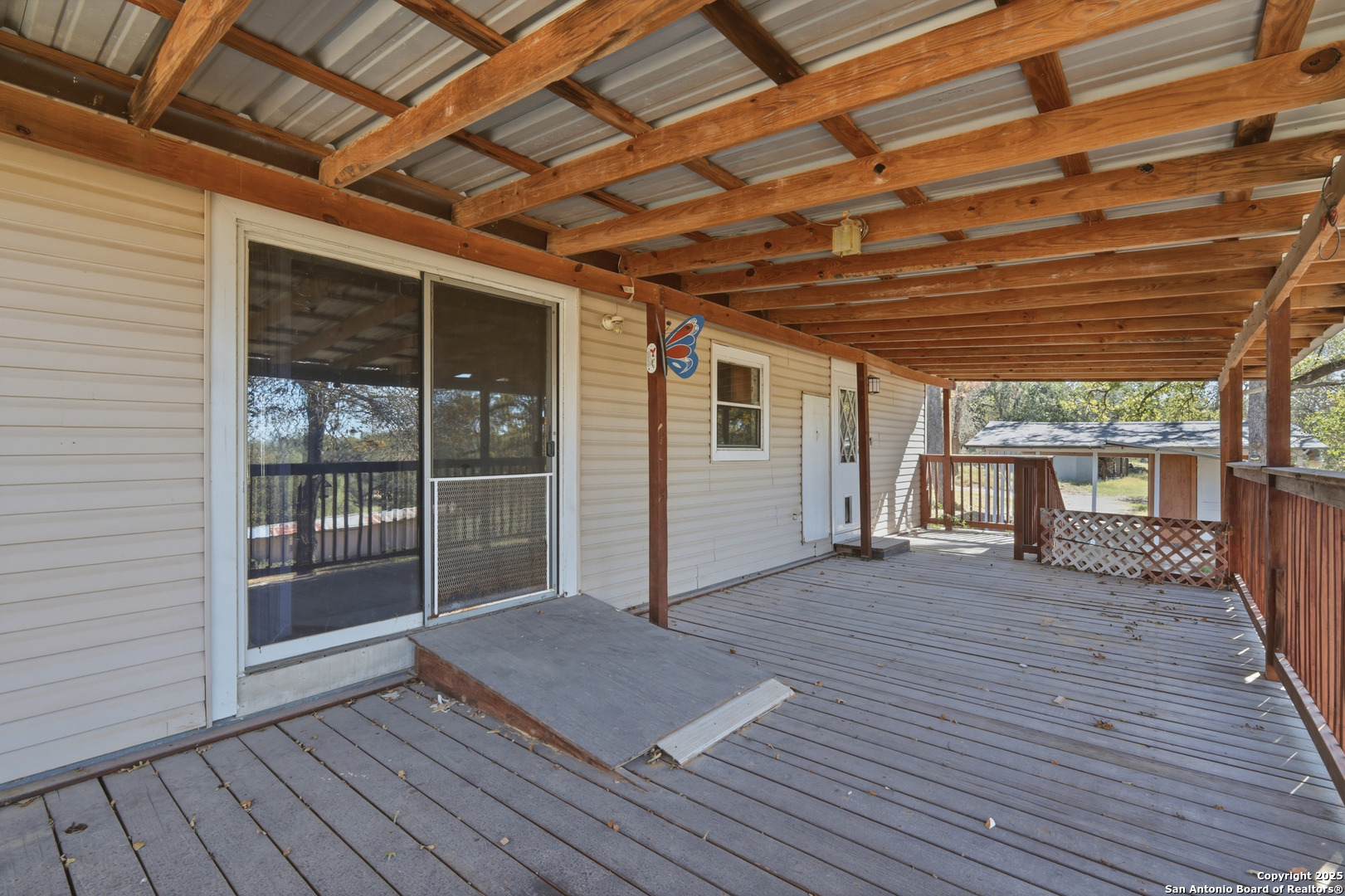 MAIN HOME, BACK PORCH
