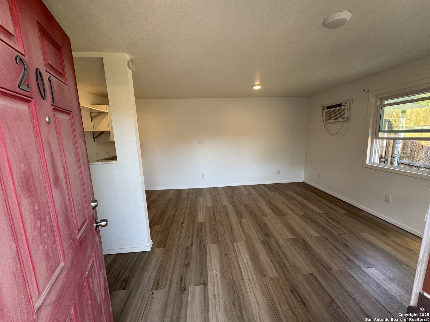 411 Cincinnati, #102, San Antonio, TX 78201