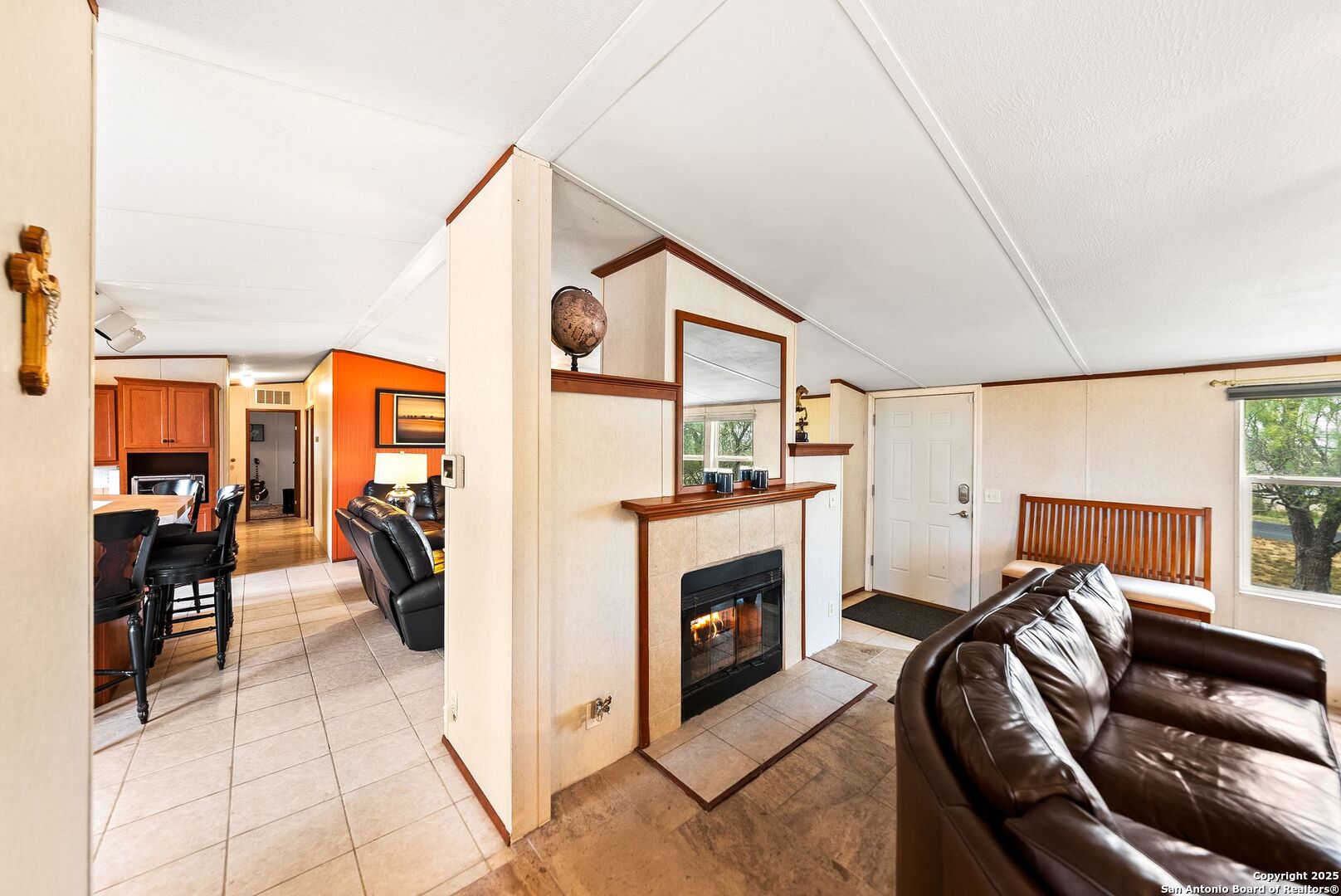 Double sided fireplace