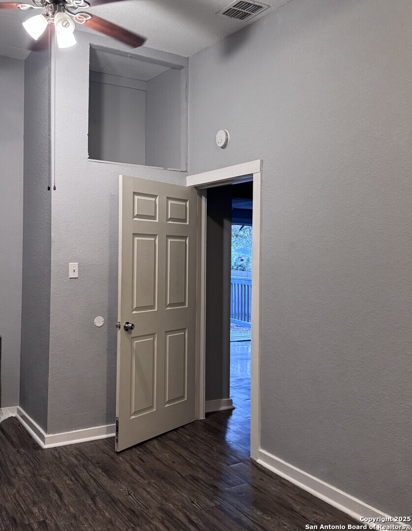 2nd Bedroom