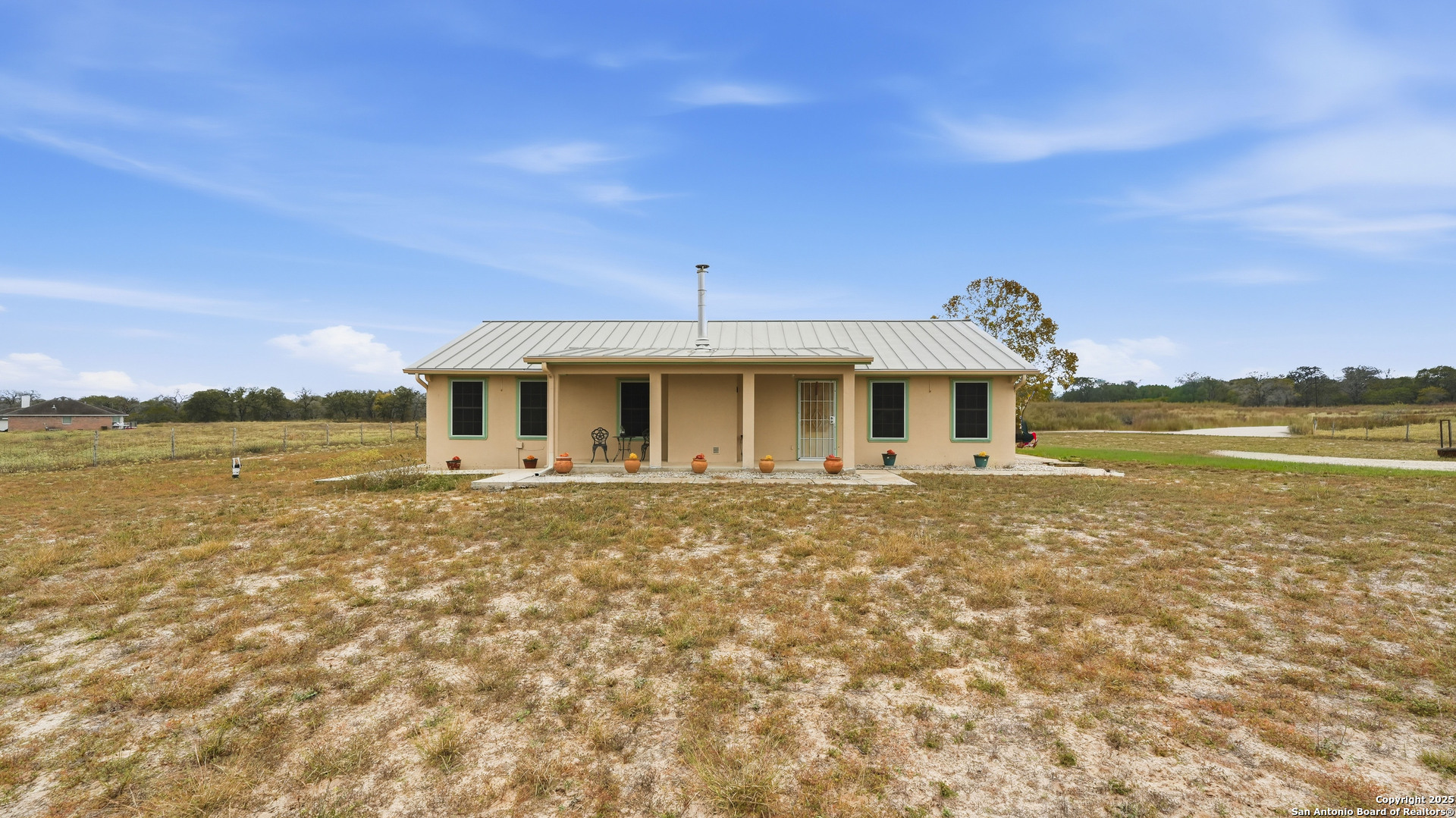 142 Chaparral, Floresville, TX 78114