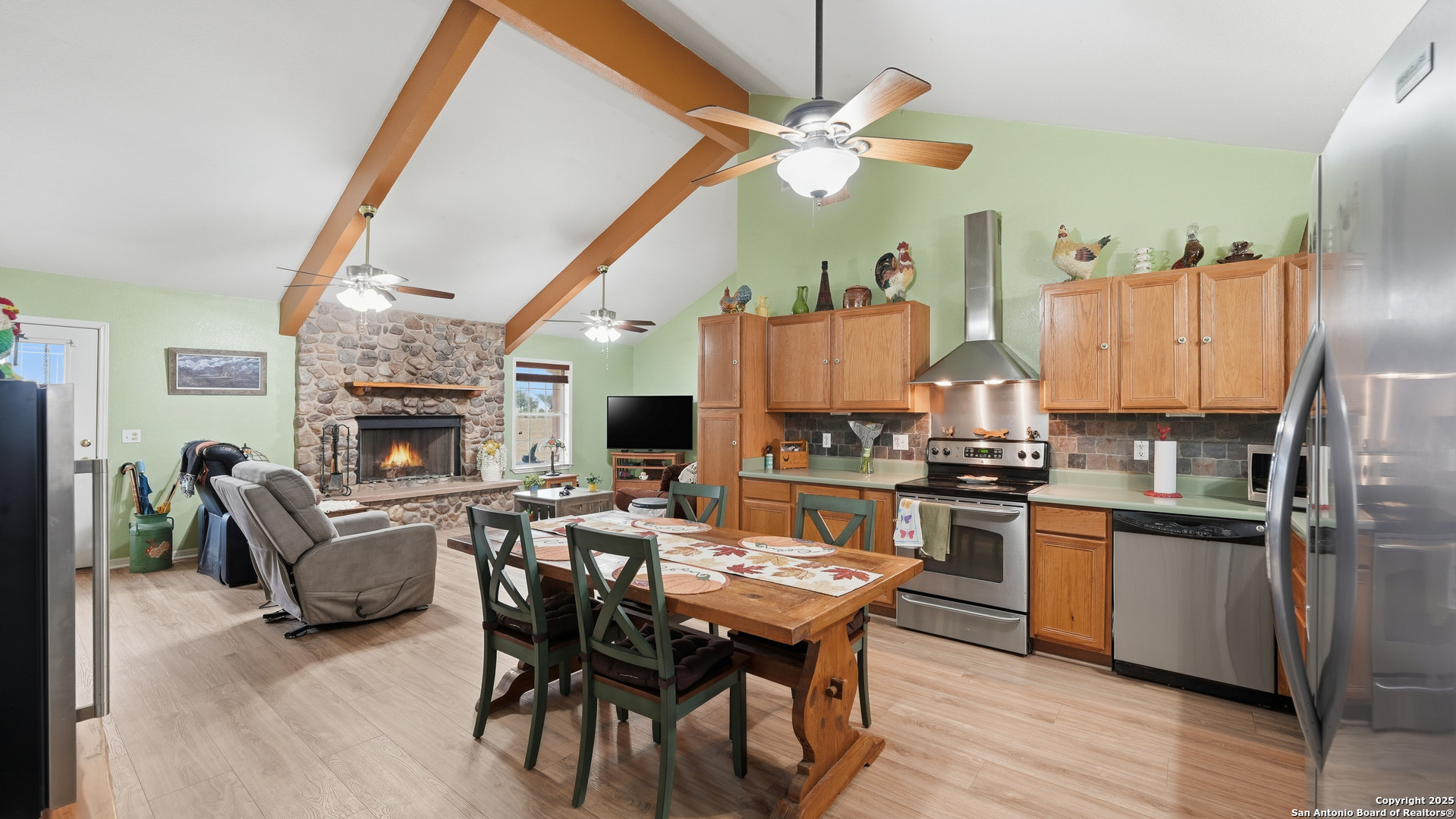 142 Chaparral, Floresville, TX 78114