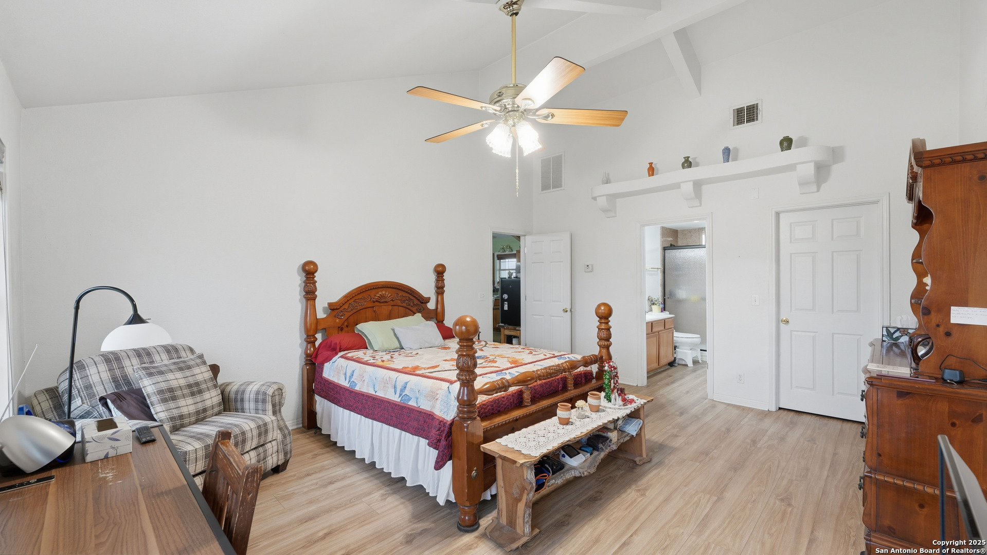 142 Chaparral, Floresville, TX 78114