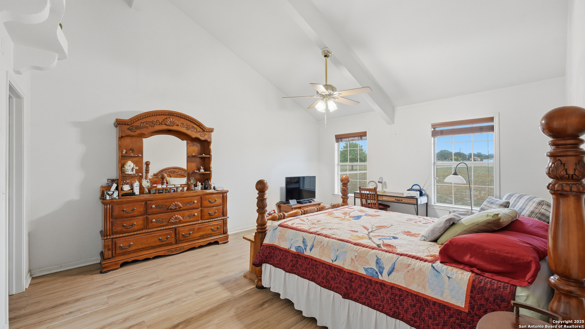 142 Chaparral, Floresville, TX 78114