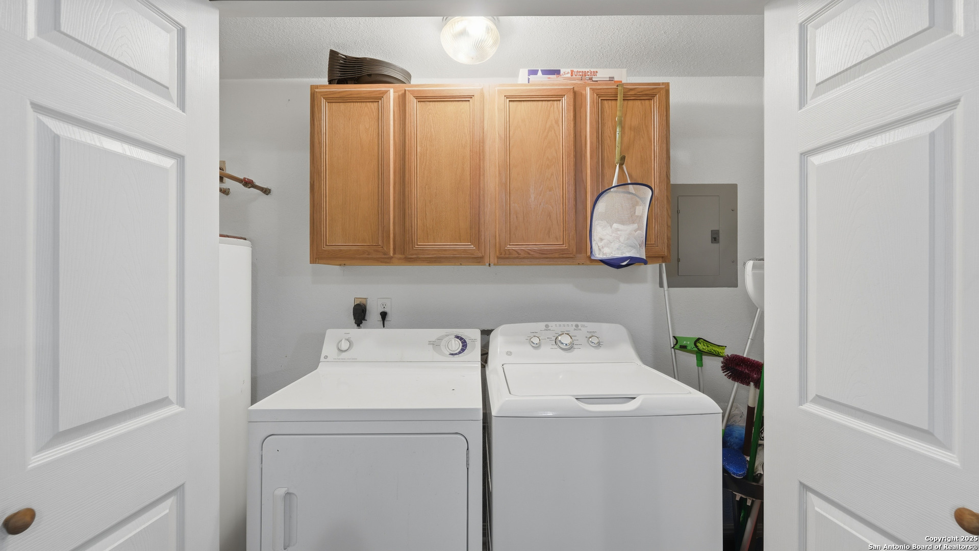 142 Chaparral, Floresville, TX 78114