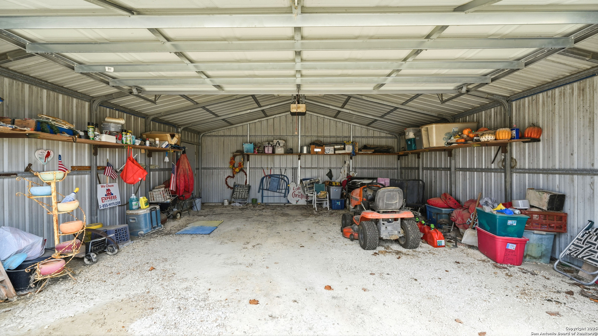 142 Chaparral, Floresville, TX 78114