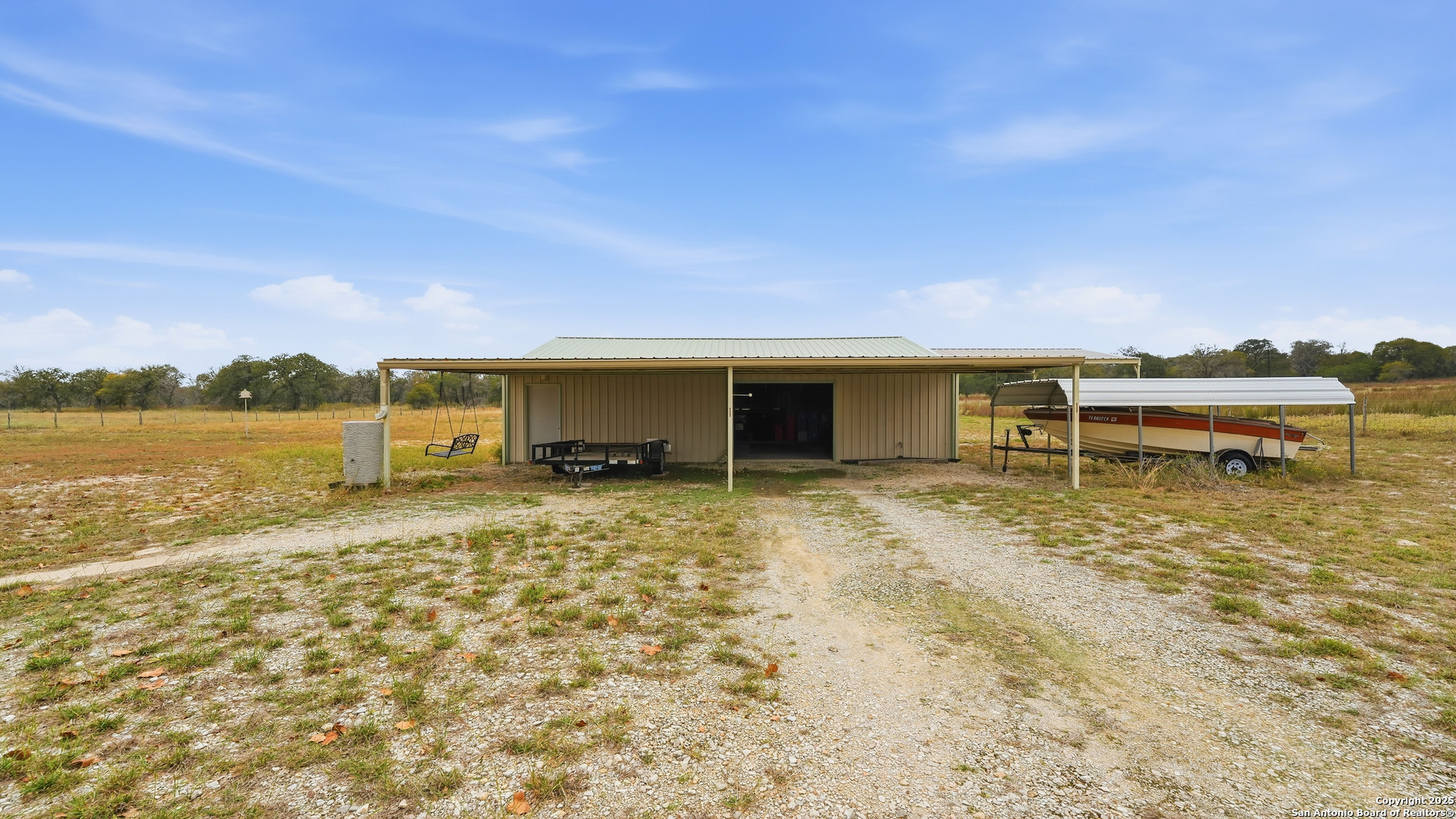 142 Chaparral, Floresville, TX 78114