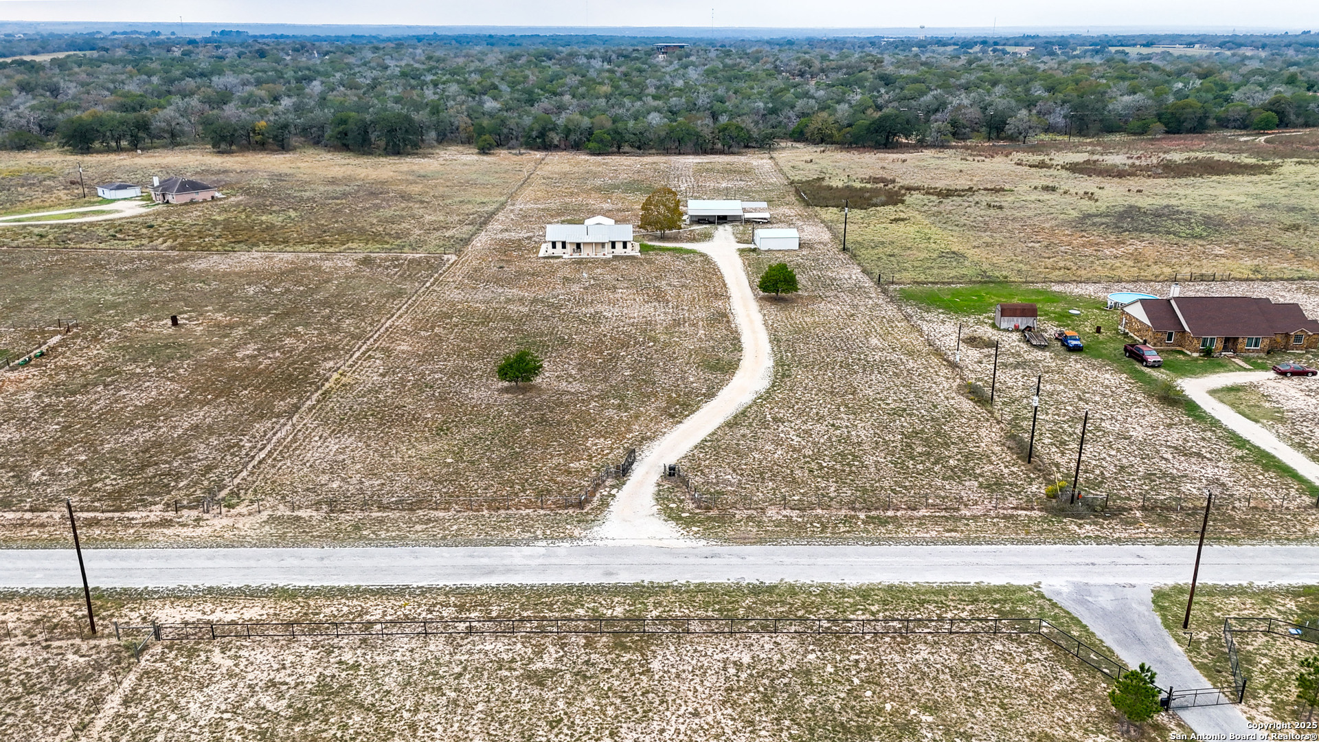 142 Chaparral, Floresville, TX 78114