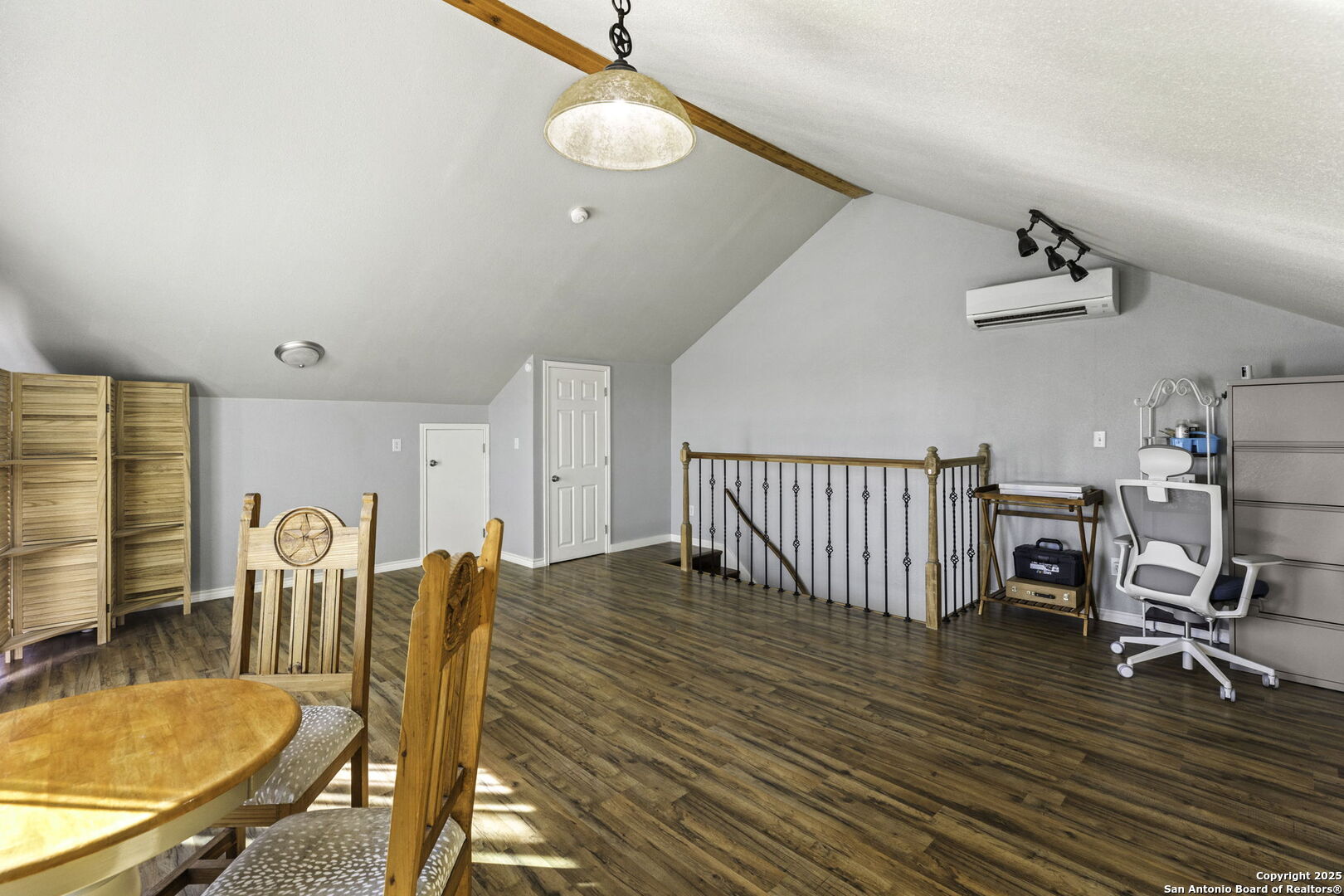 Upstairs bonus room