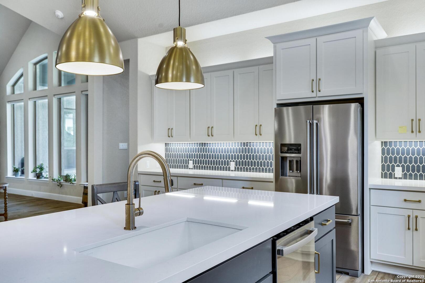 Crown moulding cabinets