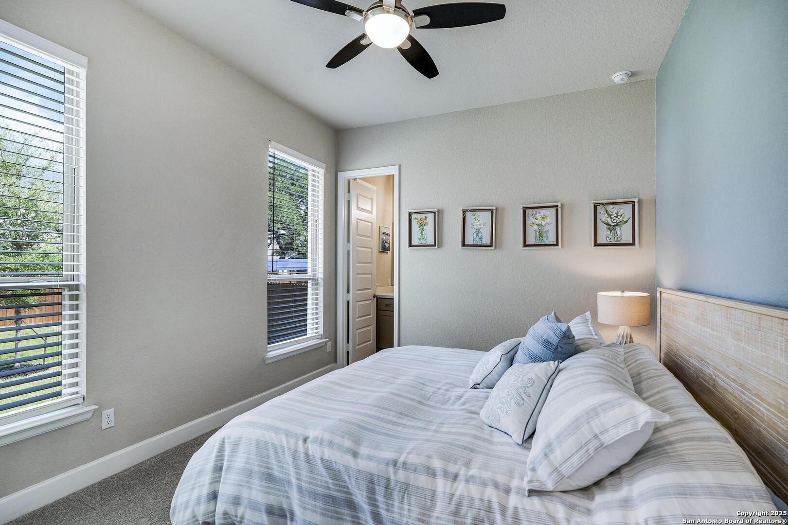 Bedroom 4 w private path