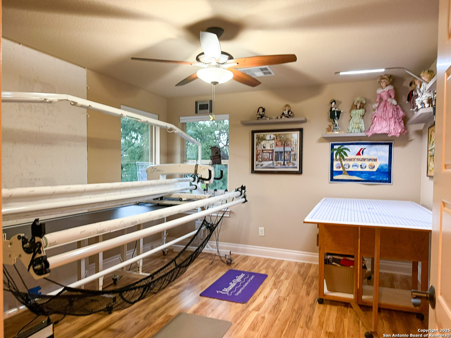 4th Bedroom currently Long-arm sewing room