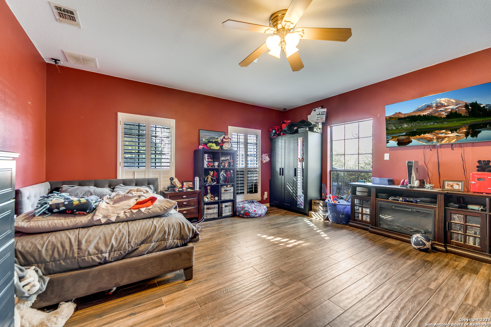 Pre-wire Media room being used as a bedroom