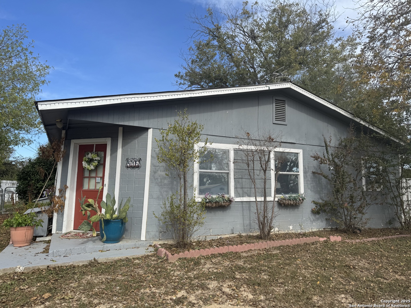 Homes for sale in Hondo, TX | 416 16Th, Hondo, TX 78861 | MLS# 1926673