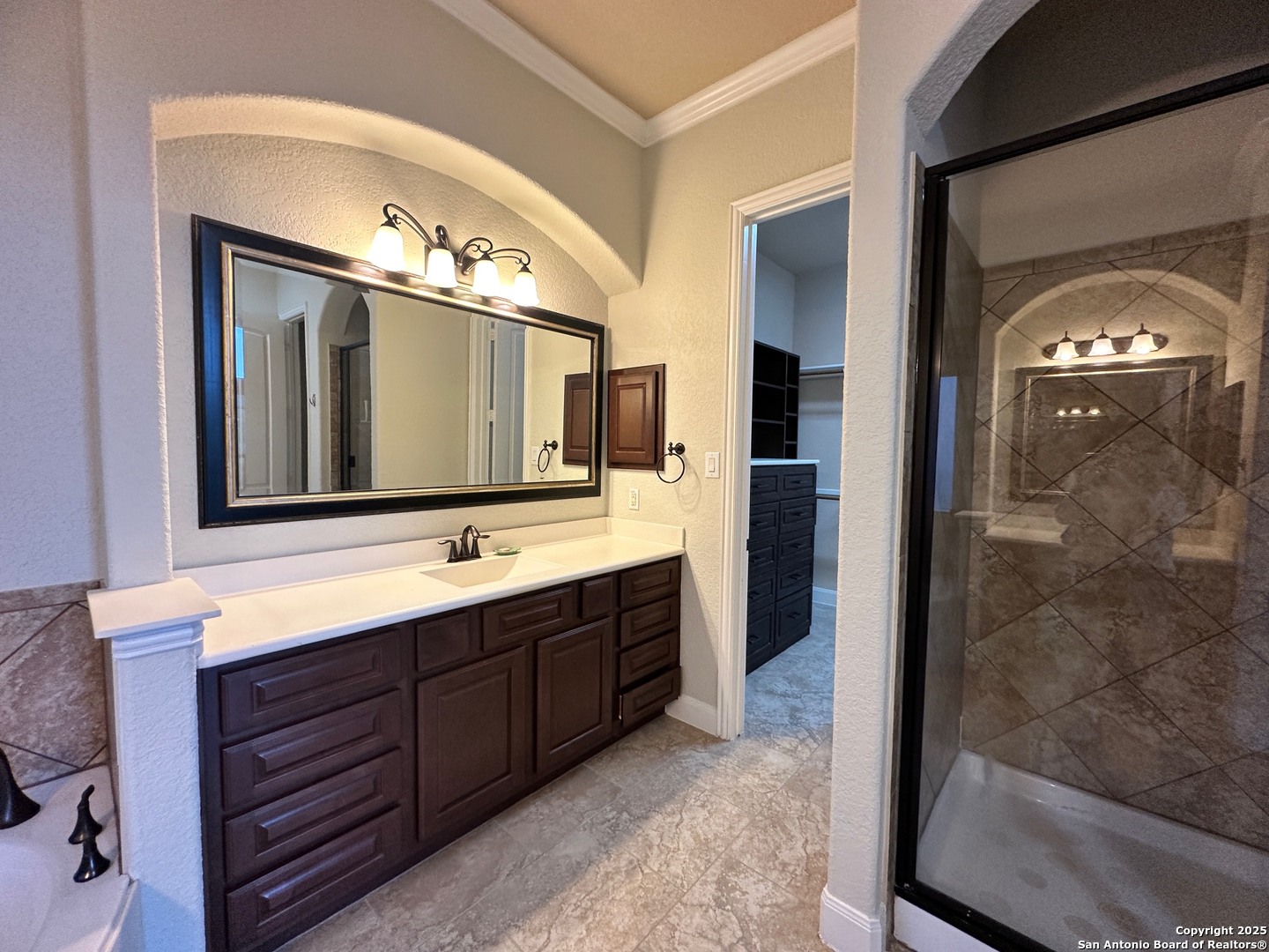 17019 Turin Rdg, San Antonio, TX 78255
