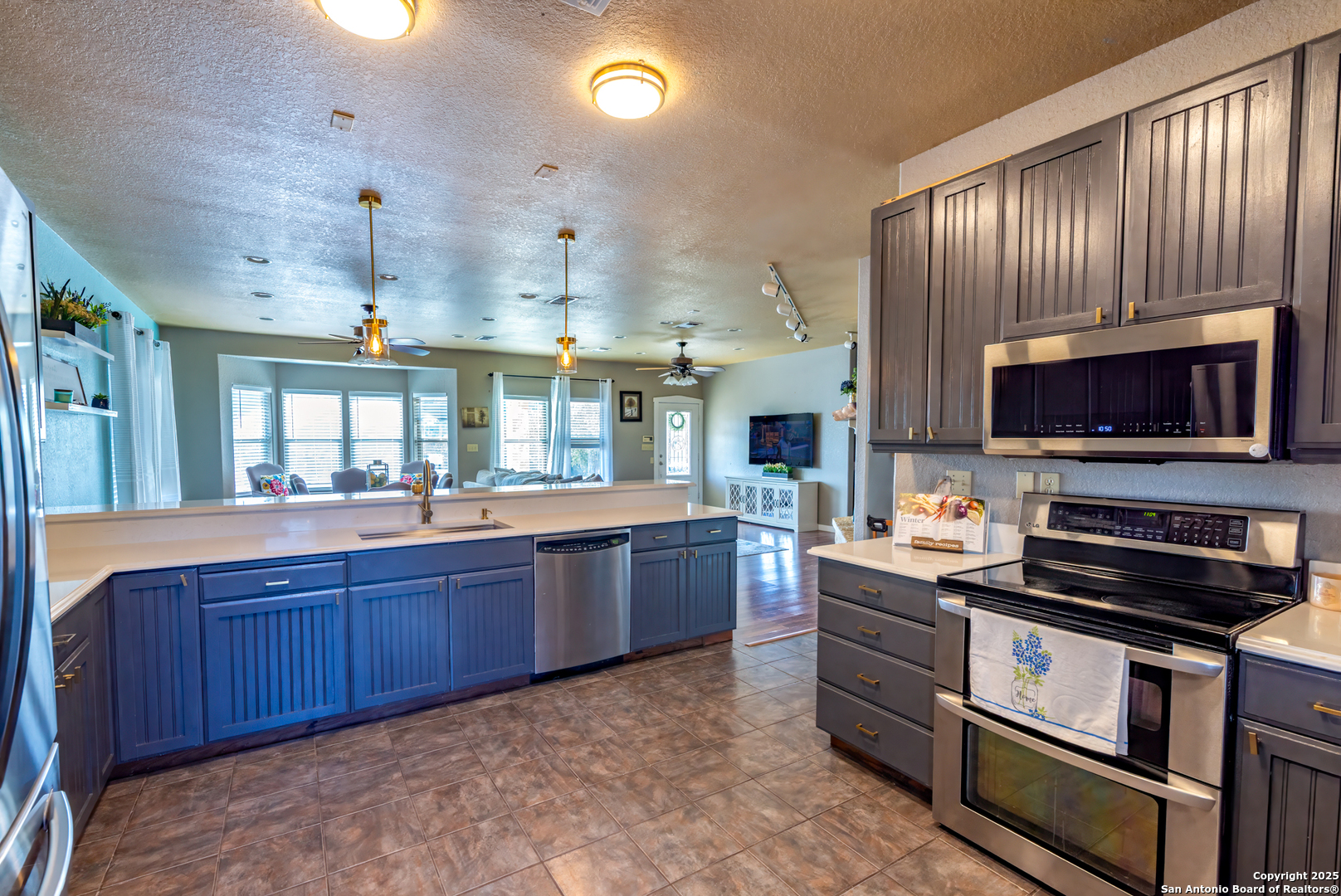 140 Twin Springs Rd N, photo 3