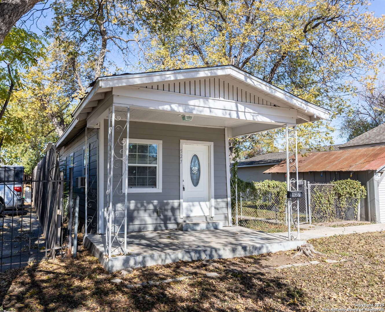 527 MCKINLEY AVE, San Antonio, TX 78210