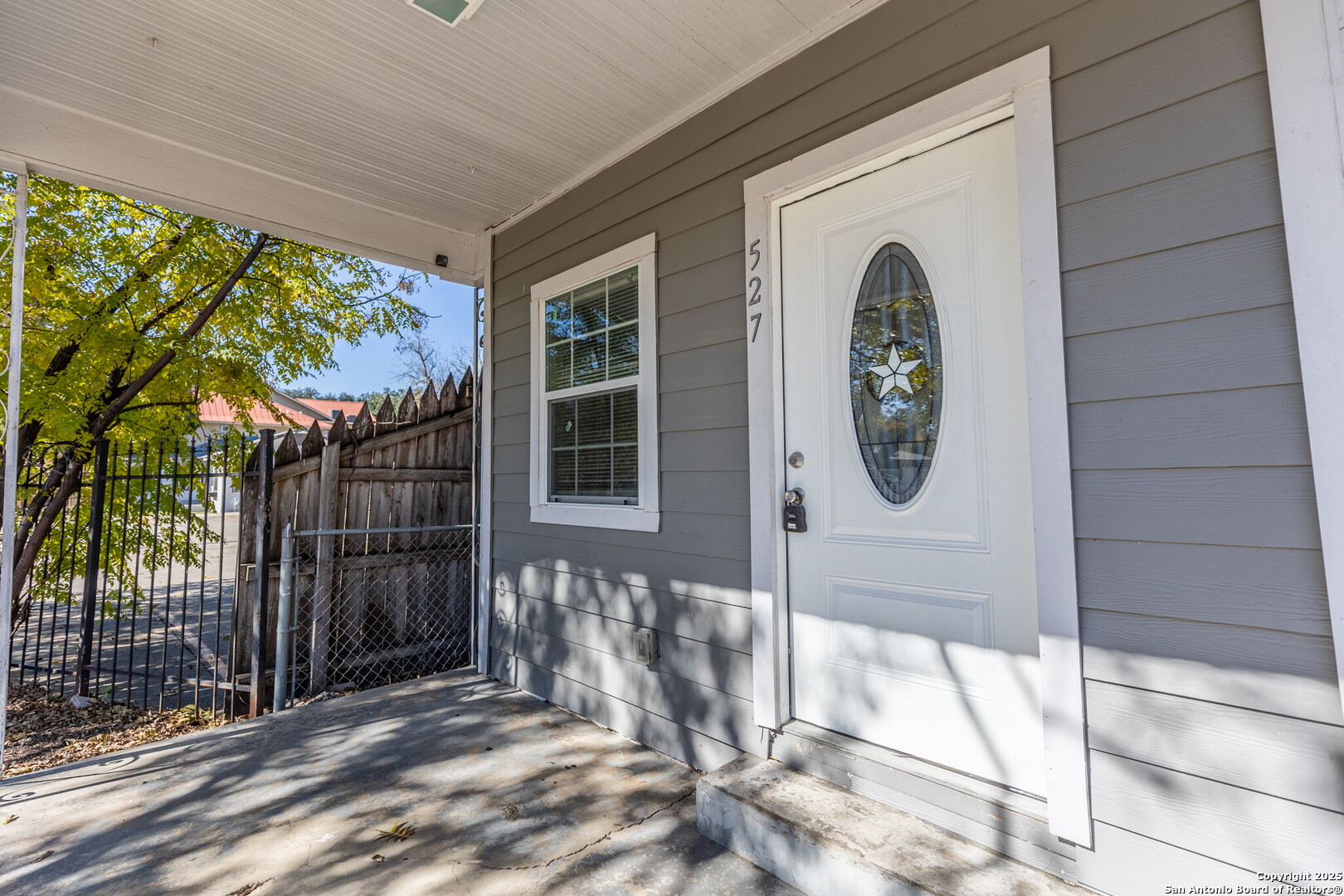 527 MCKINLEY AVE, San Antonio, TX 78210
