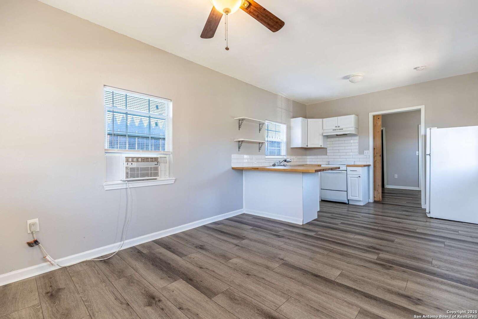 527 MCKINLEY AVE, San Antonio, TX 78210