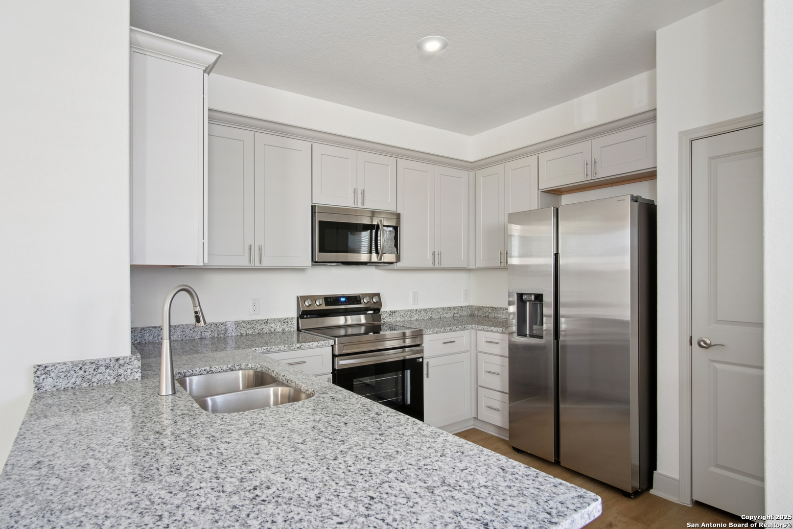 12325 MONTGOMERY FRST, San Antonio, TX 78252