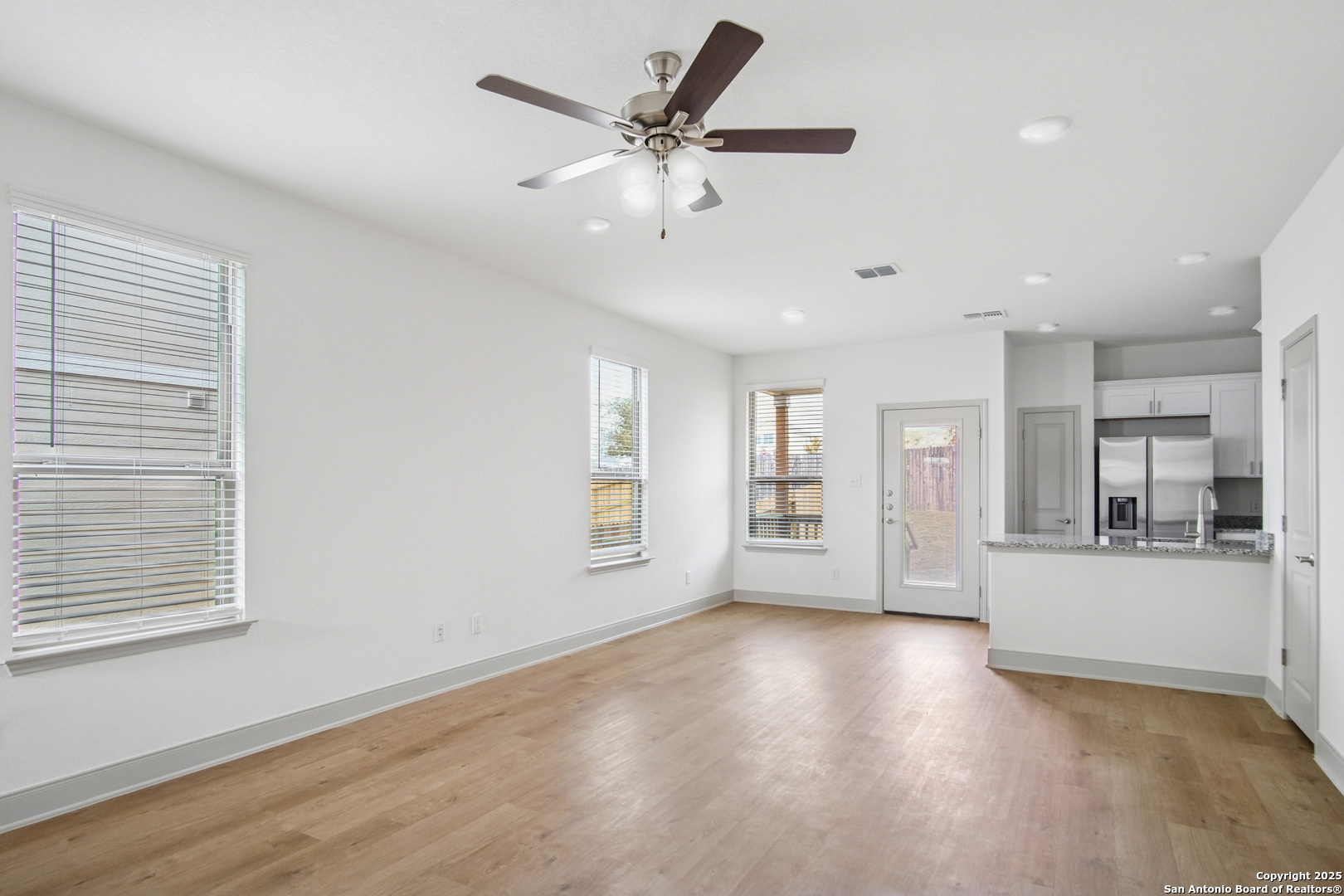12325 MONTGOMERY FRST, San Antonio, TX 78252