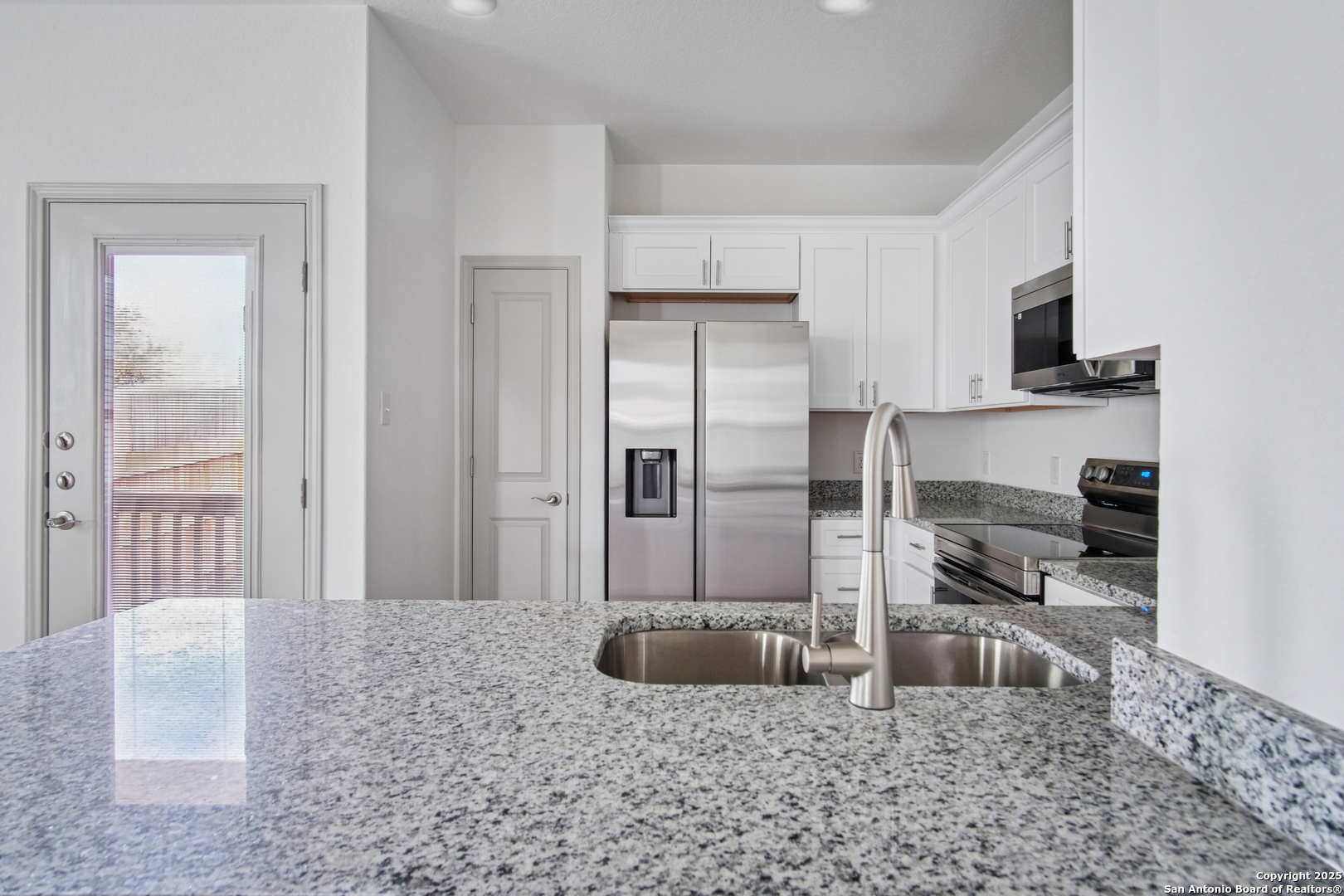 12325 MONTGOMERY FRST, San Antonio, TX 78252