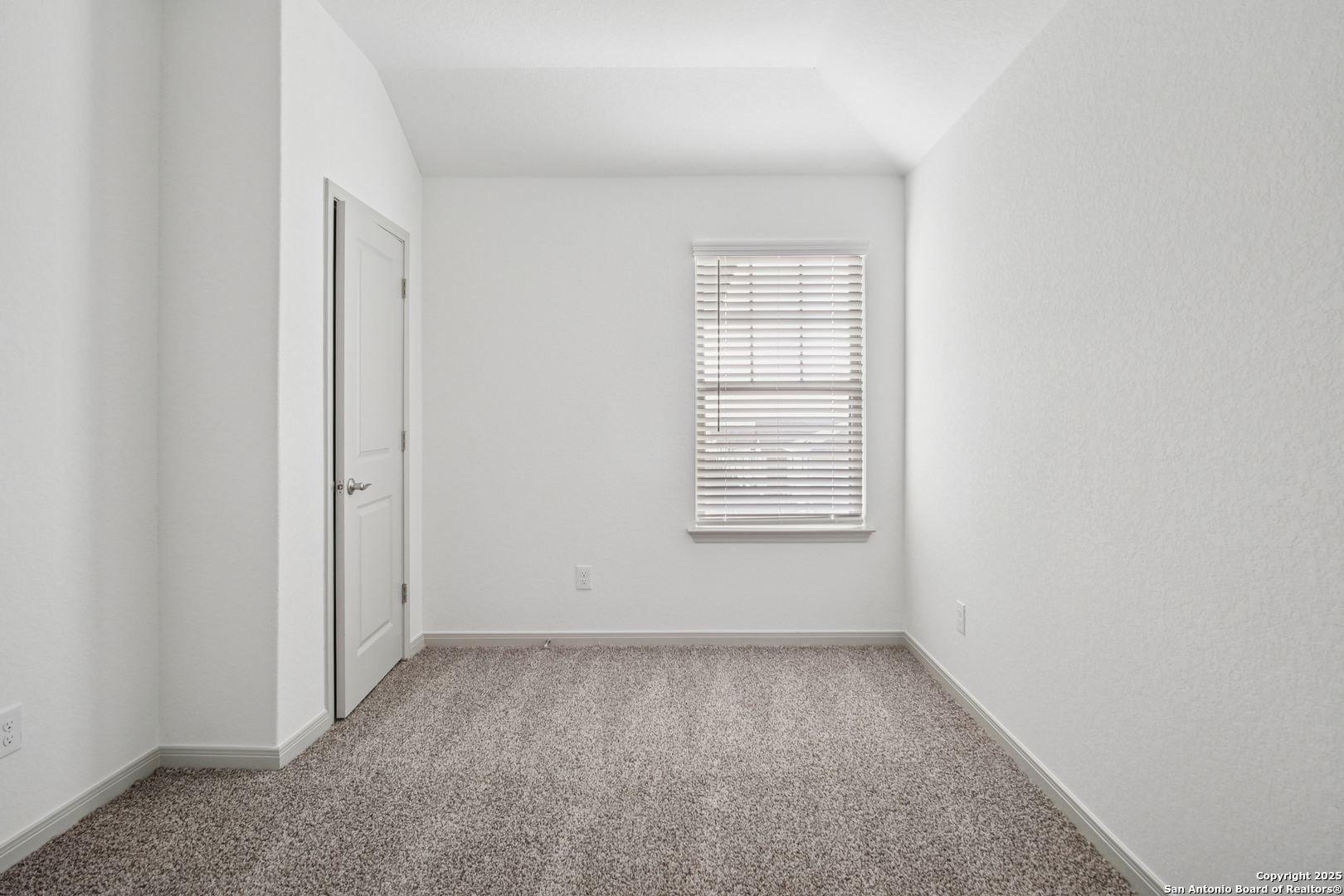 12325 MONTGOMERY FRST, San Antonio, TX 78252